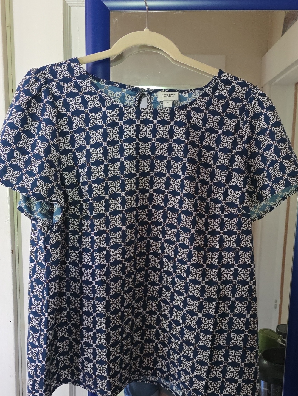 J CREW Crepe Blouse Navy/Geometric Size L.  Never Worn.
